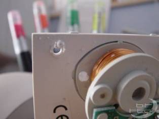 Modding av en dator med en vackert upplyst analog voltmeter