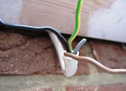 Кои проводници и кабели се използват най-добре за домашно окабеляване