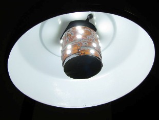 Bagaimana untuk membuat LED dari lampu pendarfluor padat
