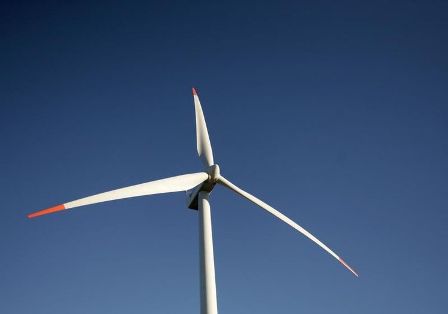 Windgenerator zur autonomen Stromversorgung