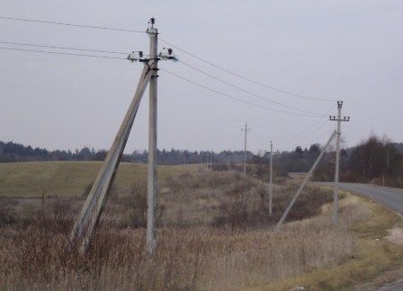 10 kV εναέρια γραμμή ηλεκτρικής ενέργειας
