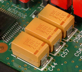 Elektrolītiskie kondensatori
