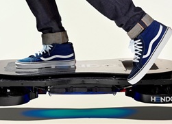 Летящи скейтбордове - технология за магнитно окачване на скейтборд