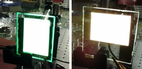 Lampu electroluminescent polimer yang disebabkan oleh medan