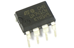 Amplificator operațional uA741