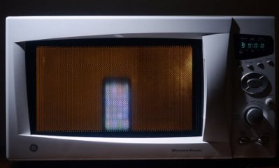 Satu jenis sangkar Faraday dalam microwave