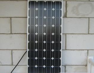 Solarmodul auf der Arbeitsseite