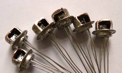 Транзистори типа МП14-МП42
