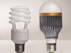 Atšķirība starp LED spuldzēm un enerģiju taupošām kompaktajām dienasgaismas spuldzēm