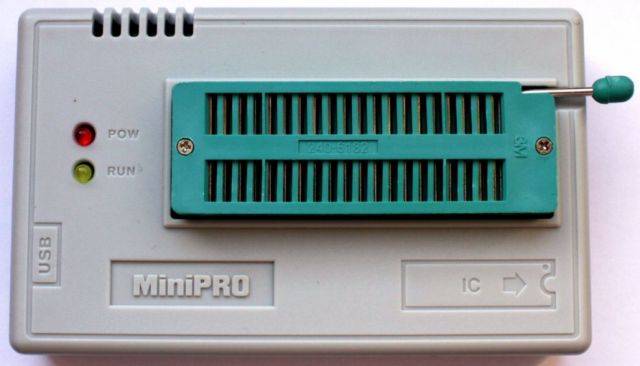 Programátor Miniprog