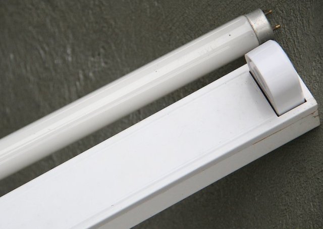 A fénycsöves lámpatestek fő hibái és javítása
