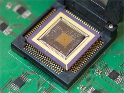 Memristor-Chip