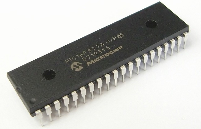 Mikrokontrolér PIC16F1xxx