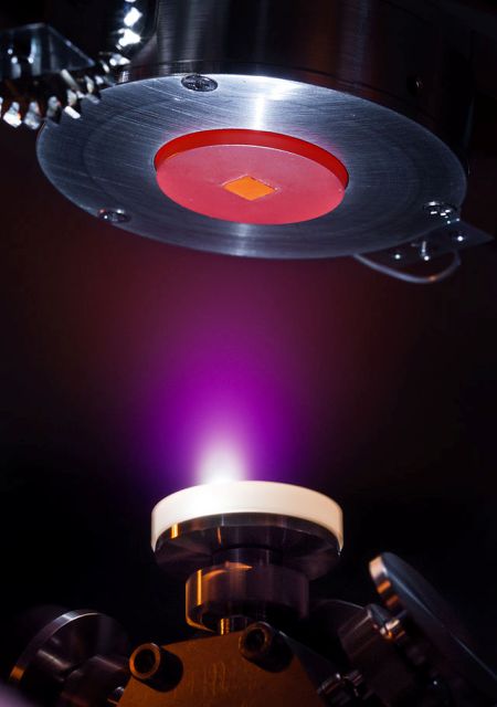 Vakuové laserové stříkání
