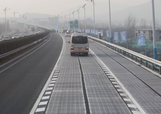 أكبر طريق سريع للطاقة الشمسية في العالم في الصين