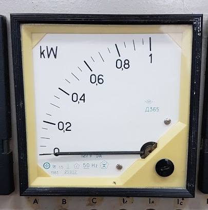 Sköld kilowattmeter